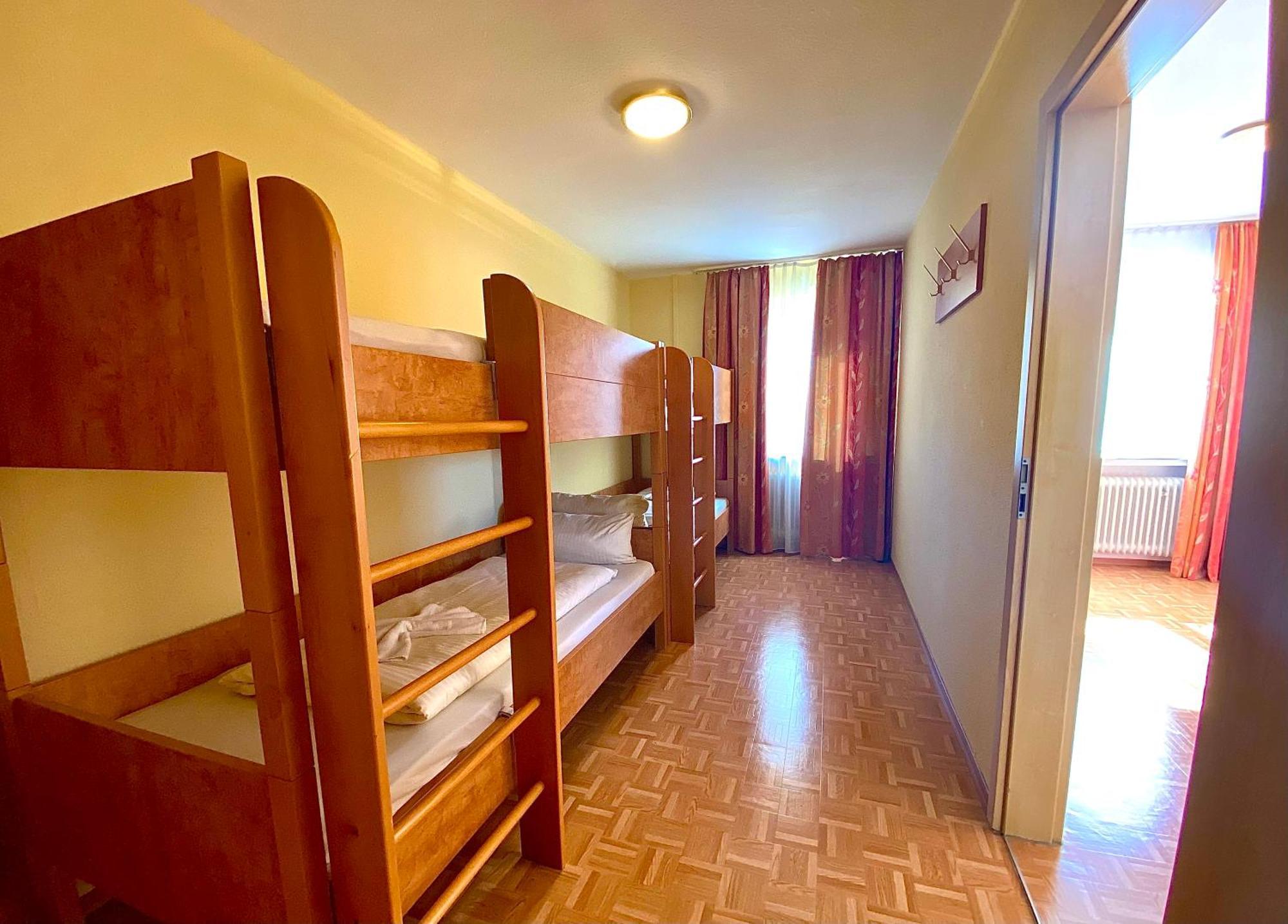 Hotel Gasthof Rose Günzburg Eksteriør bilde